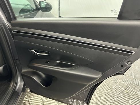 Used 2023 Hyundai Tucson SEL AWD/4WD image 16