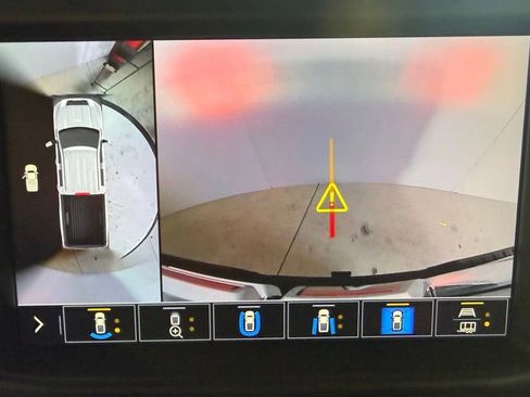 Used 2020 GMC Sierra 2500 AT4 w/ AT4 Premium Package image 21