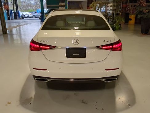Used 2022 Mercedes-Benz C 300 4MATIC Sedan image 10