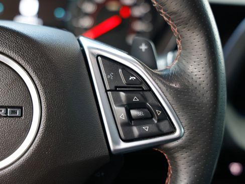 Used 2017 Chevrolet Camaro LT image 30