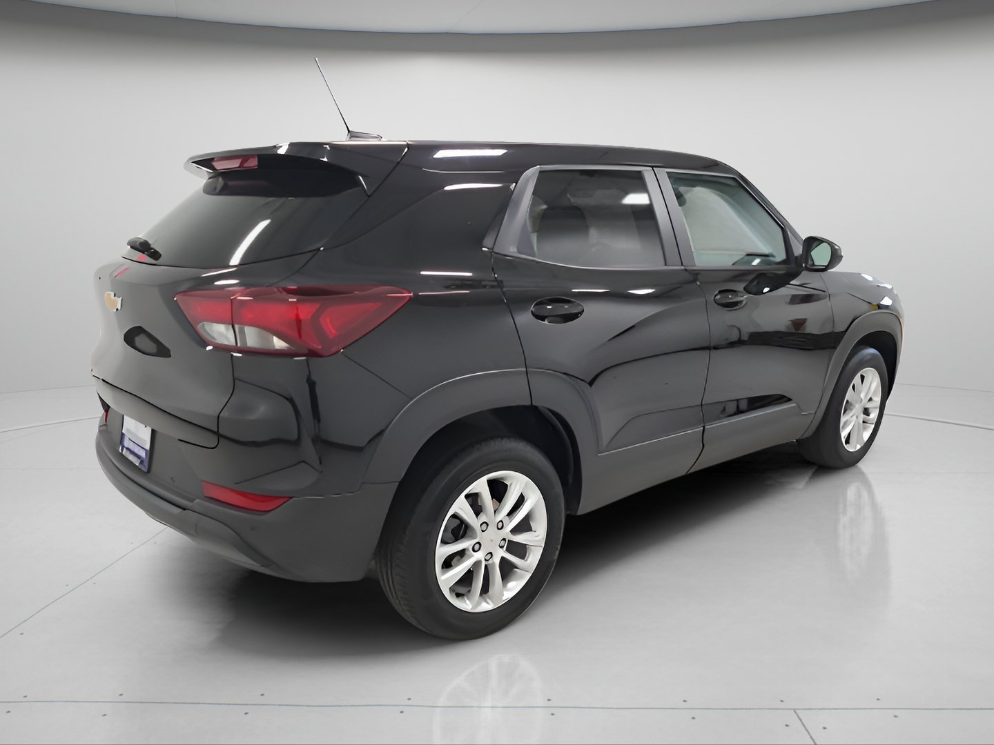 Used 2024 Chevrolet TrailBlazer LS w/ LS Convenience Package AWD/4WD image 6