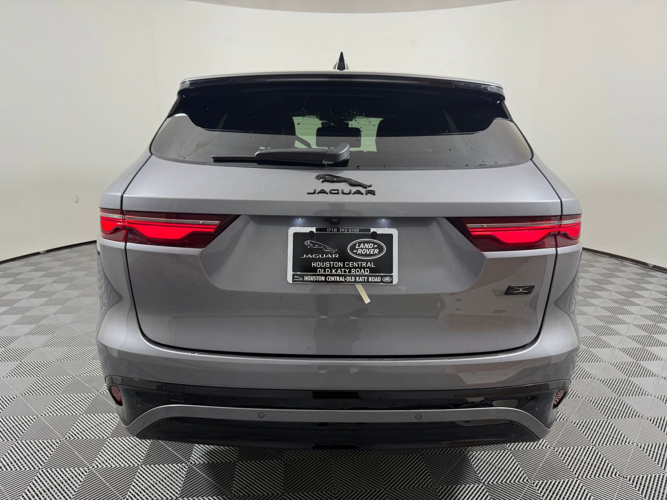 New 2026 Jaguar F-PACE R-Dynamic S AWD/4WD image 10