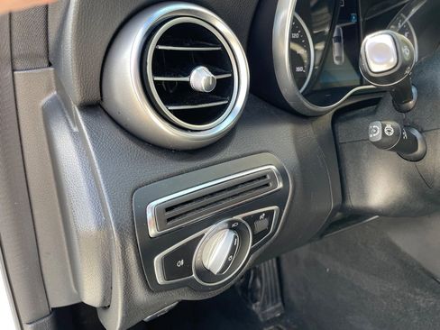 Used 2019 Mercedes-Benz C 300 4MATIC Sedan w/ Premium Package image 33