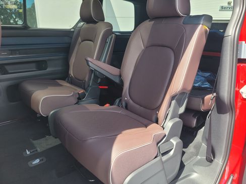 New 2025 Volkswagen ID. Buzz Pro S Plus image 11