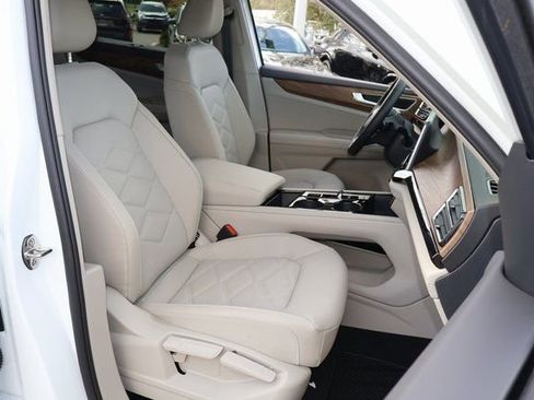 New 2026 Volkswagen Atlas SE image 19