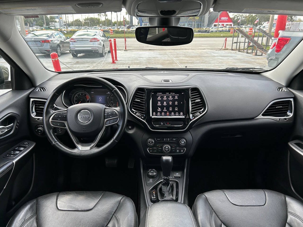 Used 2019 Jeep Cherokee Limited AWD/4WD image 10
