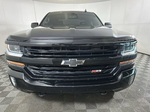 Used 2018 Chevrolet Silverado 1500 LT w/ All Star Edition AWD/4WD image 7