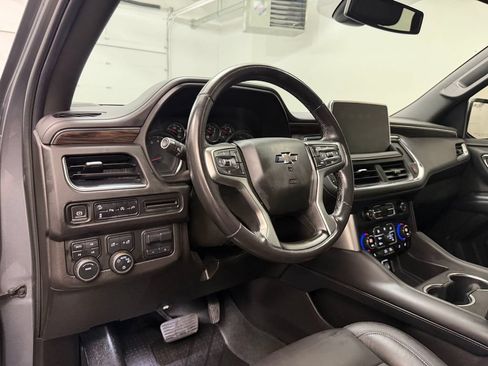 Used 2021 Chevrolet Tahoe Z71 w/ Max Trailering Package AWD/4WD image 4