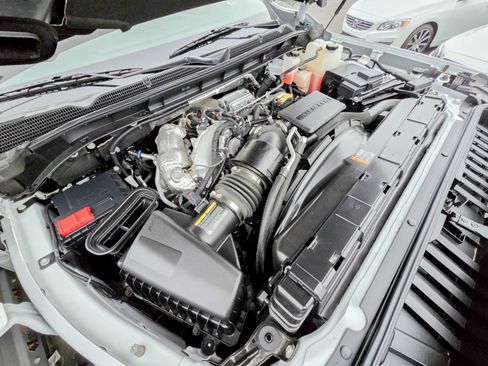 Used 2022 GMC Sierra 3500 AT4 w/ AT4 Preferred Package image 49