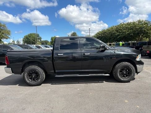 Used 2017 RAM 1500 Lone Star AWD/4WD image 2
