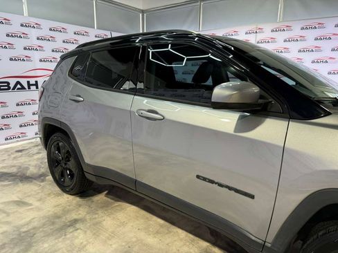 Used 2019 Jeep Compass Latitude FWD image 7