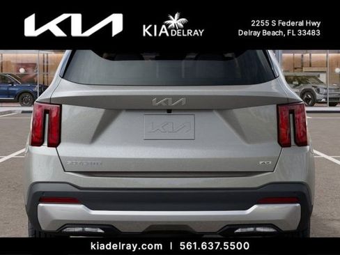 New 2026 Kia Sorento S image 13