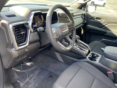 New 2026 GMC Canyon Elevation w/ Convenience Package image 10