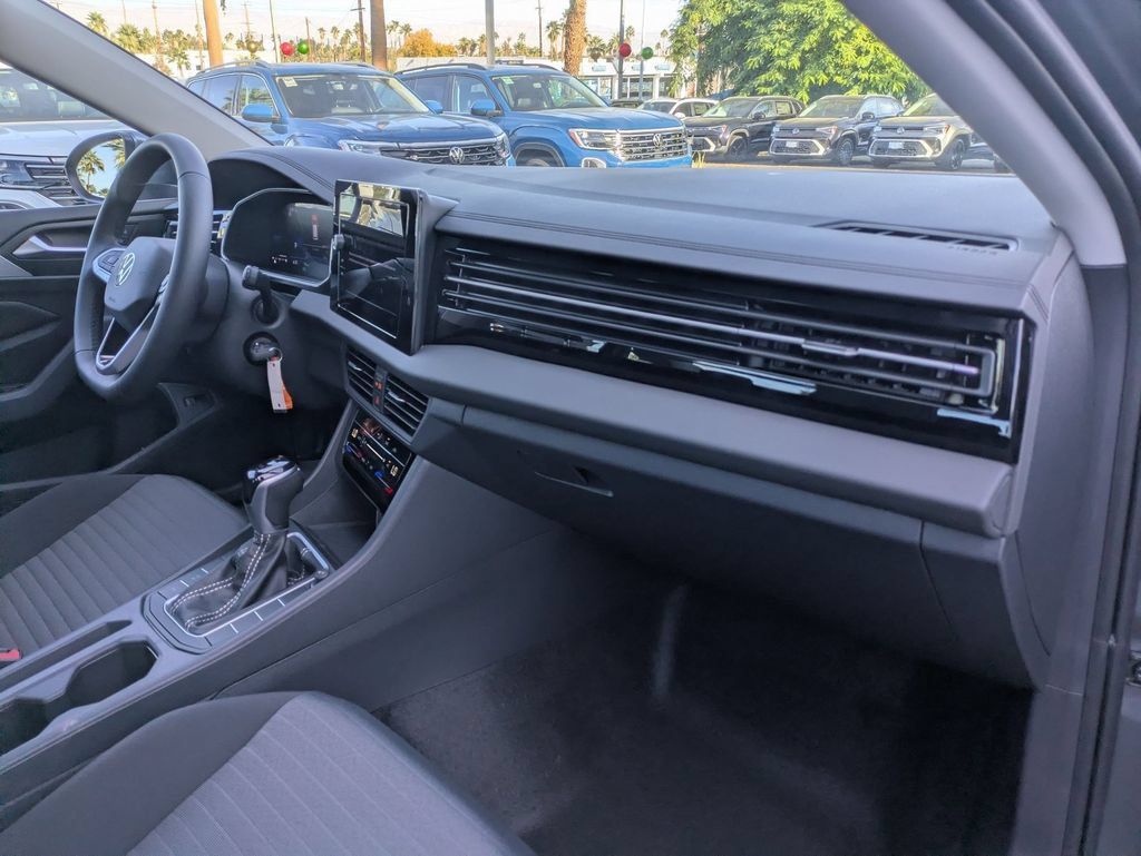 Used 2026 Volkswagen Jetta S FWD image 22