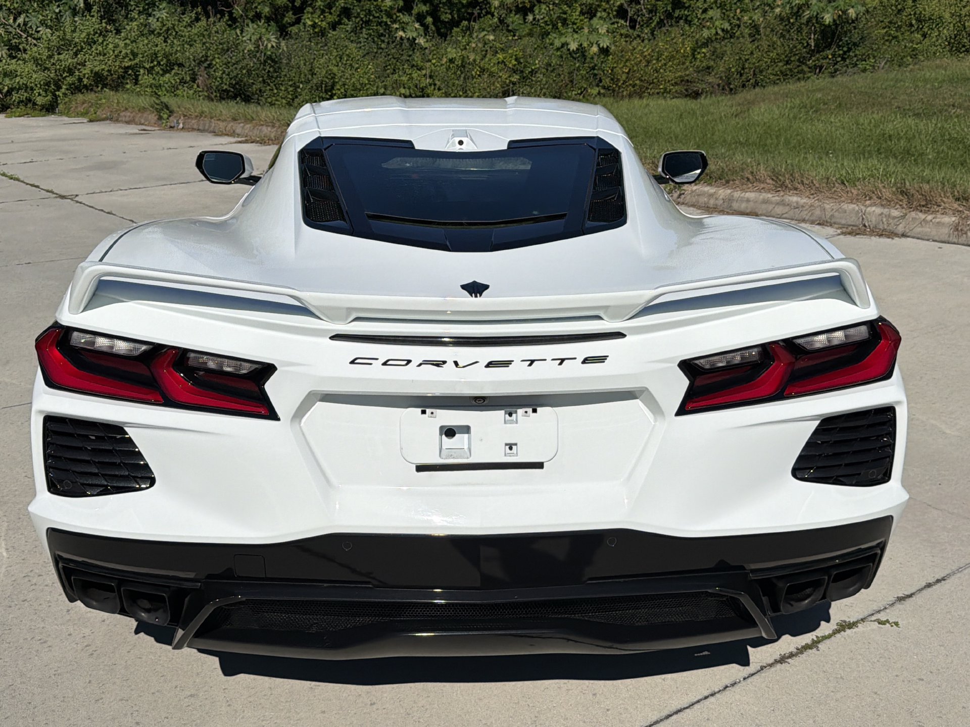 Used 2023 Chevrolet Corvette Stingray Preferred Cpe w/ Z51 Performance Package RWD image 5