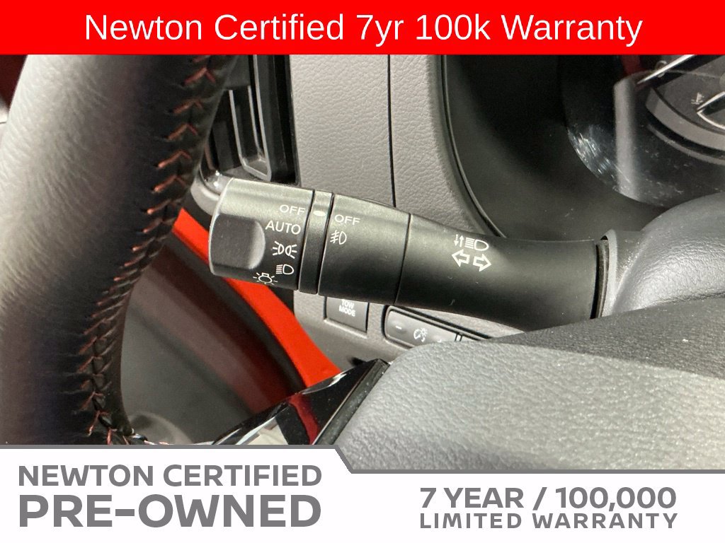 Used 2025 Nissan Frontier Pro-X RWD image 32