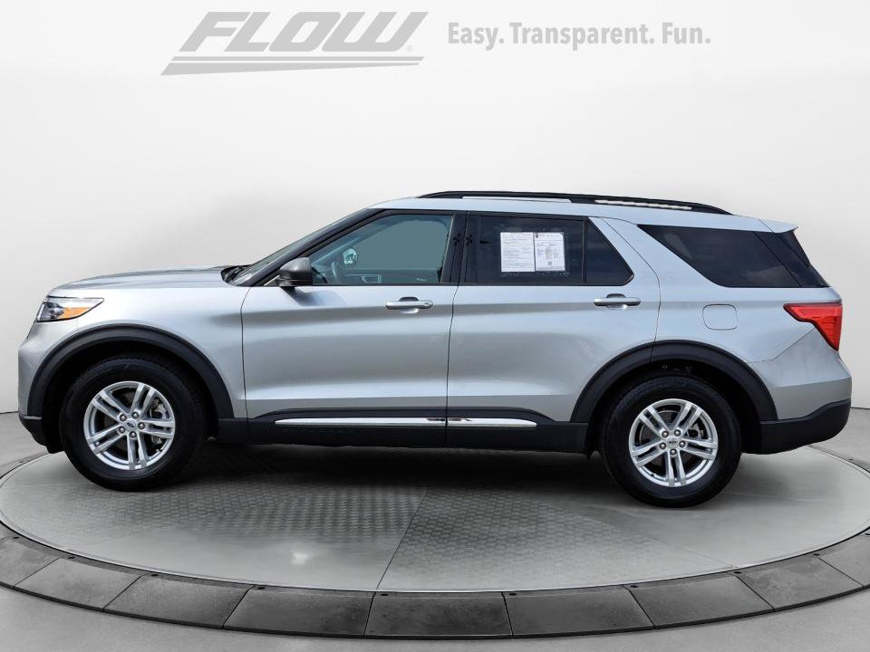 Used 2023 Ford Explorer XLT RWD image 5