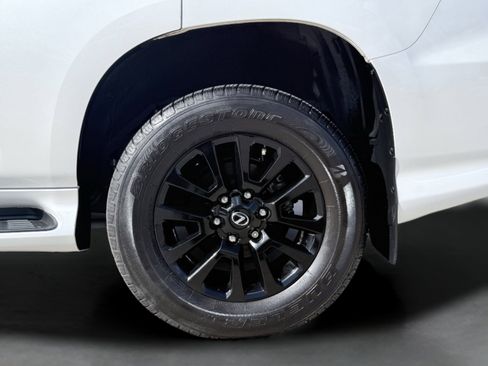 Used 2023 Lexus GX 460 Premium image 15