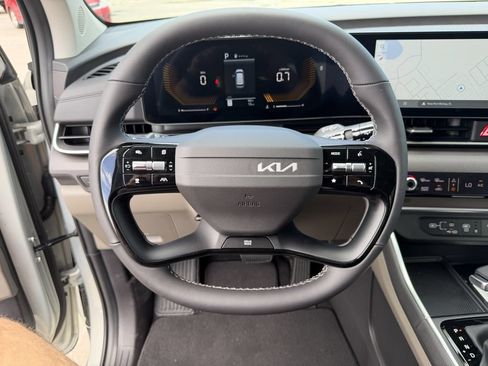 New 2027 Kia Carnival EX FWD image 38