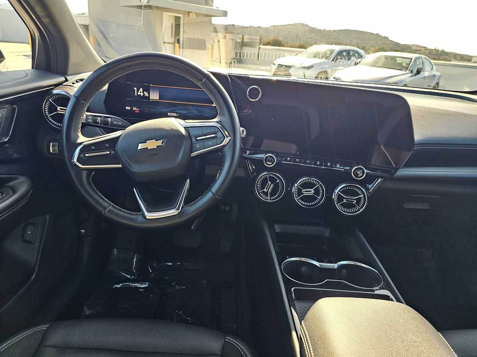 Used 2024 Chevrolet Blazer EV LT AWD/4WD image 18