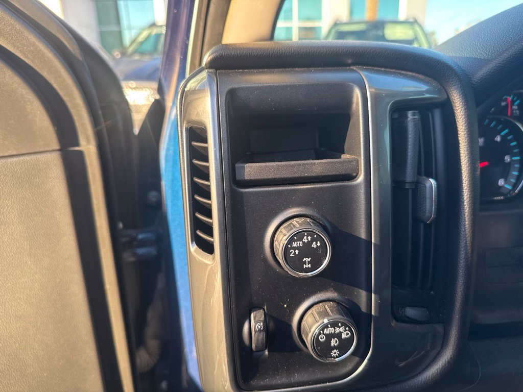 Used 2015 Chevrolet Silverado 1500 LT w/ All Star Edition AWD/4WD image 7