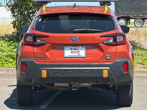 Used 2024 Subaru Crosstrek 2.5i Wilderness w/ Crosstrek Mirror Package AWD/4WD image 5