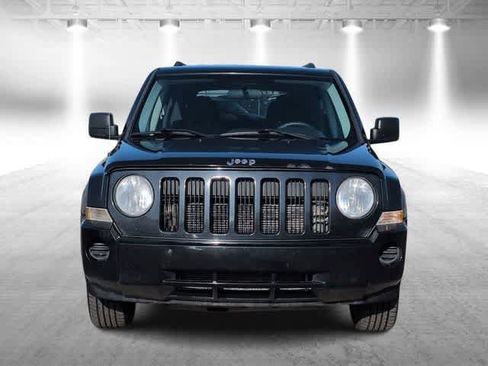 Used 2010 Jeep Patriot Sport AWD/4WD image 3