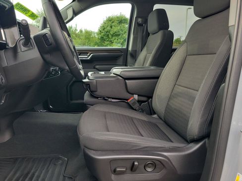 Used 2024 Chevrolet Silverado 1500 LT AWD/4WD image 22