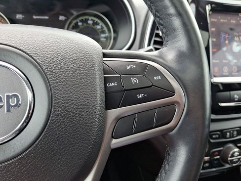 Used 2019 Jeep Cherokee Limited AWD/4WD image 21