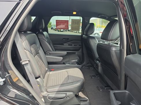 Certified 2024 Nissan Pathfinder Rock Creek AWD/4WD image 27