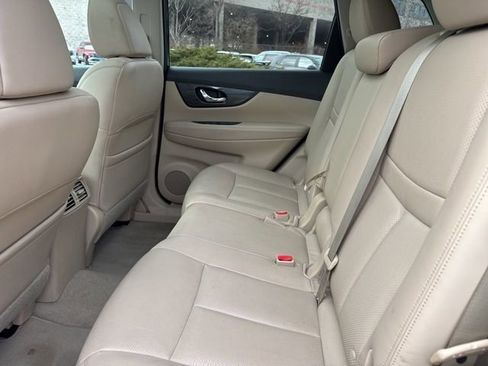 Used 2014 Nissan Rogue SL w/ SL Premium Package image 24