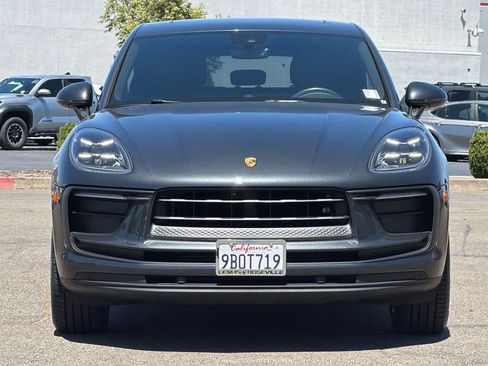 Used 2022 Porsche Macan AWD/4WD image 10
