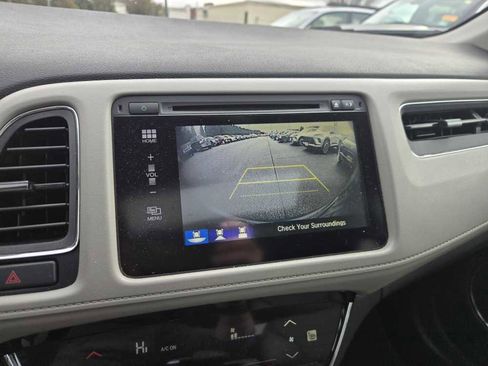 Used 2018 Honda HR-V EX-L image 4