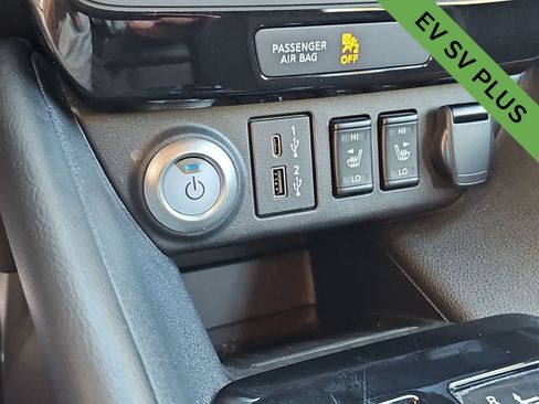 Used 2025 Nissan Leaf SV Plus FWD image 23