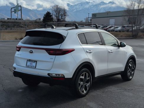 Used 2021 Kia Sportage EX w/ EX Technology Package image 3