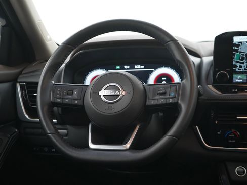 Used 2023 Nissan Rogue Platinum AWD/4WD image 14
