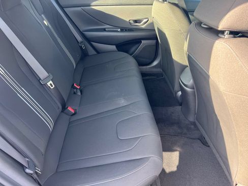 Certified 2023 Hyundai Elantra SEL w/ Convenience Package FWD image 10