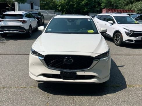 Used 2022 MAZDA CX-5 Signature AWD/4WD image 2