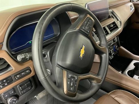 Used 2023 Chevrolet Tahoe High Country AWD/4WD image 24
