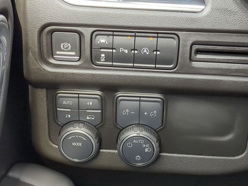 Used 2023 Chevrolet Tahoe LS w/ Driver Alert Package image 17