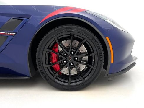 Used 2017 Chevrolet Corvette Grand Sport w/ Carbon Flash Badge Package RWD image 36