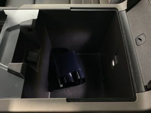 Used 2025 GMC Hummer EV 2X image 38