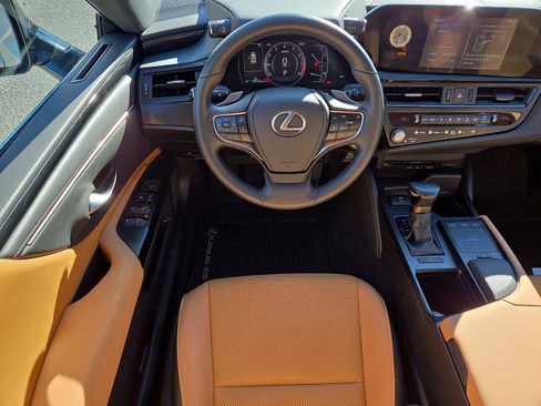 Used 2022 Lexus ES 350 w/ Accessory Package 2 image 12