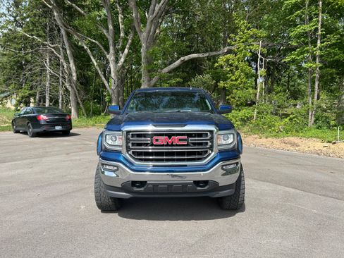 Used 2016 GMC Sierra 1500 SLE w/ SLE Value Package AWD/4WD image 12