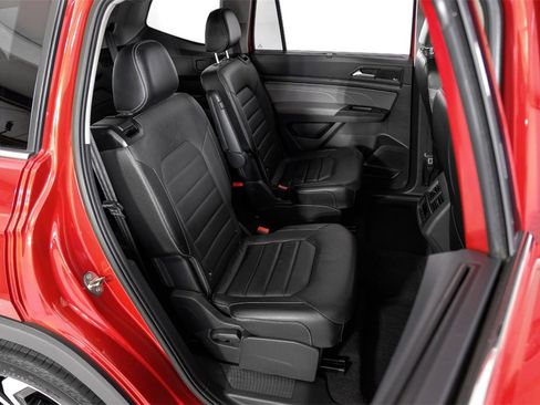 Used 2021 Volkswagen Atlas SEL Premium image 38