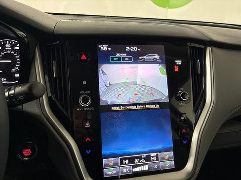 Used 2025 Subaru Outback Premium w/ Popular Package #1A image 30