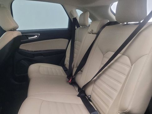 Used 2020 Ford Edge SEL AWD/4WD image 18