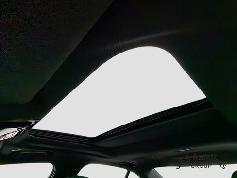 Used 2026 BMW 530i xDrive w/ M Sport Package AWD/4WD image 16