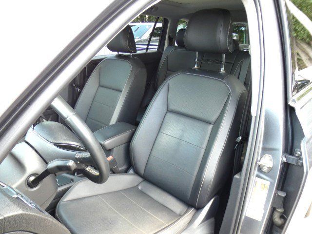 Used 2021 Volkswagen Tiguan SEL FWD image 8