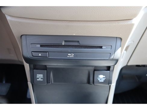 Used 2018 Honda Odyssey Elite image 36